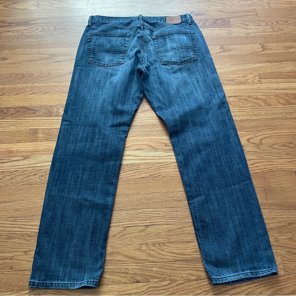Lucky Brand 221 original straight leg denim Jeans 34